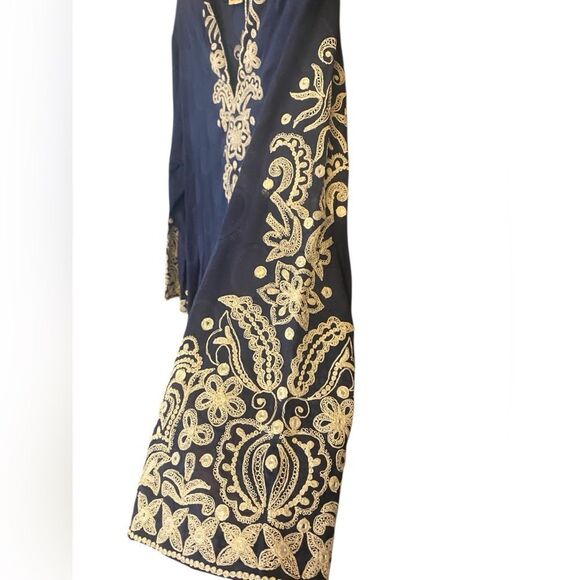 Sulu Sz 6 Navy Blue Ornate Intricate Embroidered Front & Statement Sleeve Tunic - Picture 4 of 10